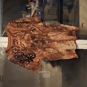 Archaic skull with wings designer T-shirt